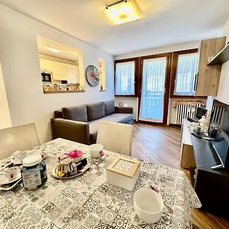 Apartment Panoramica Terrazza Sulle Piste Sciistiche Gressoney-Saint-Jean